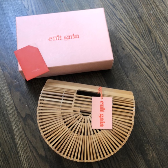 cult gaia Handbags - NWT CULT GAIA Large bamboo bag